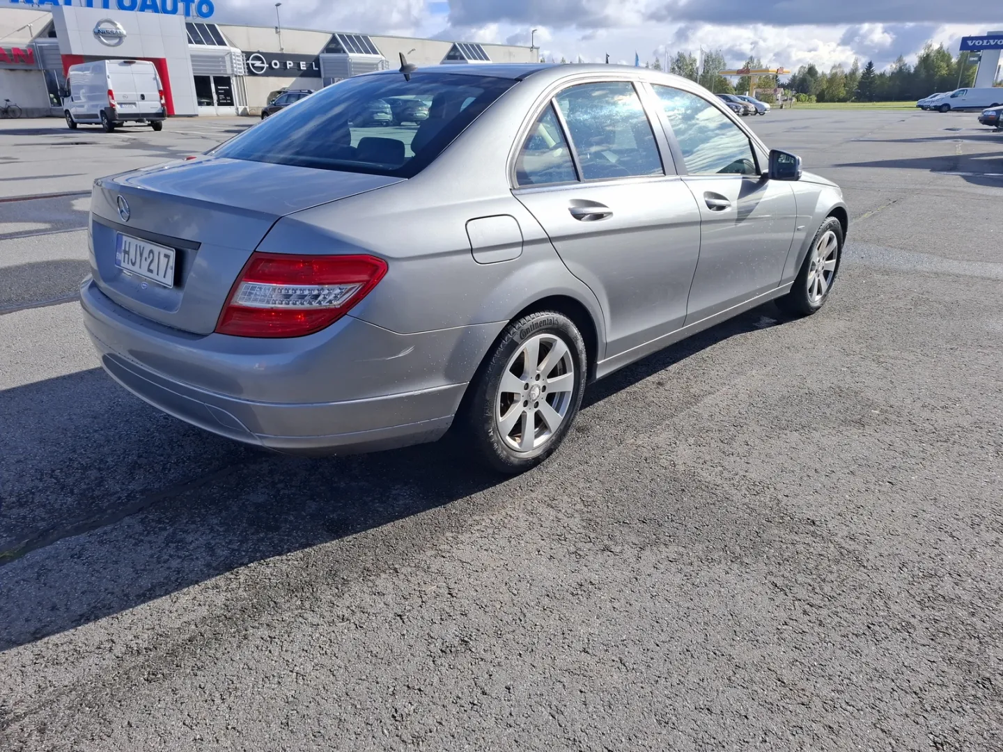 MERCEDES-BENZ C HJY-217 carousel image