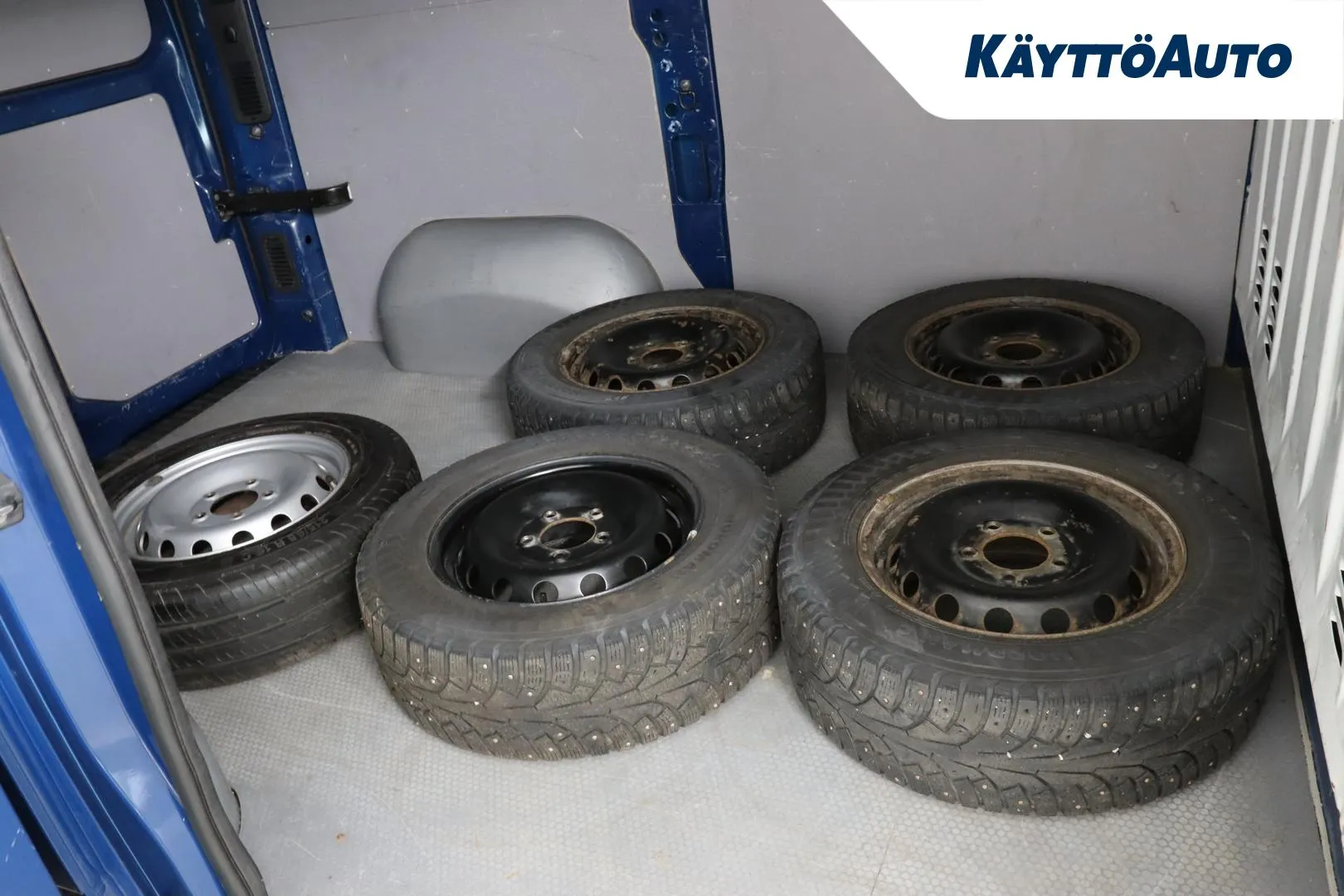 NISSAN NV400 SLP-245 carousel image