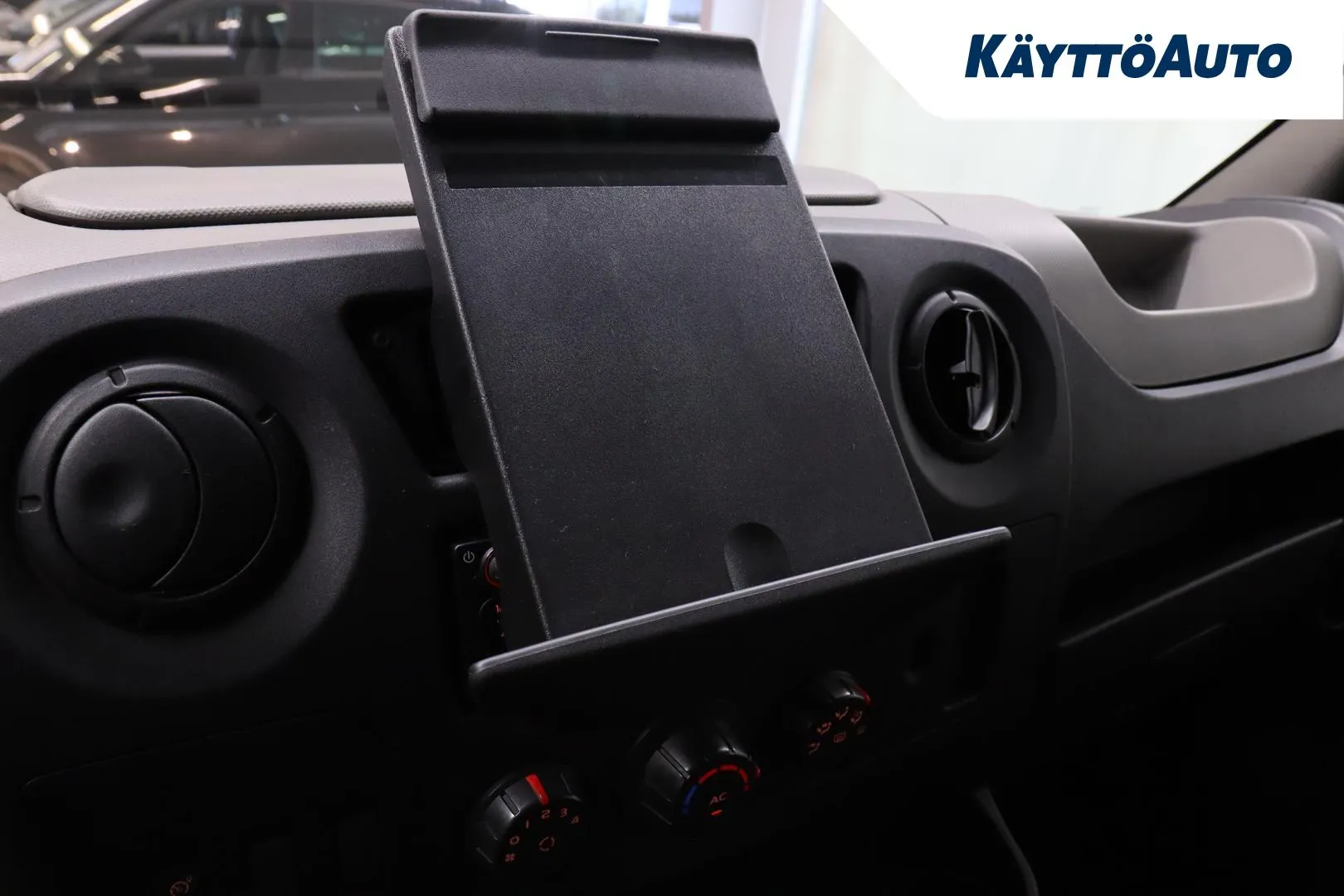 NISSAN NV400 SLP-245 carousel image