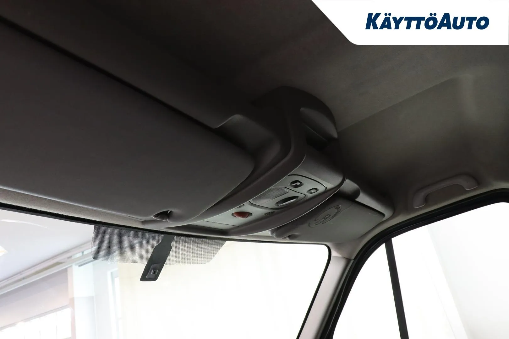 NISSAN NV400 SLP-245 carousel image