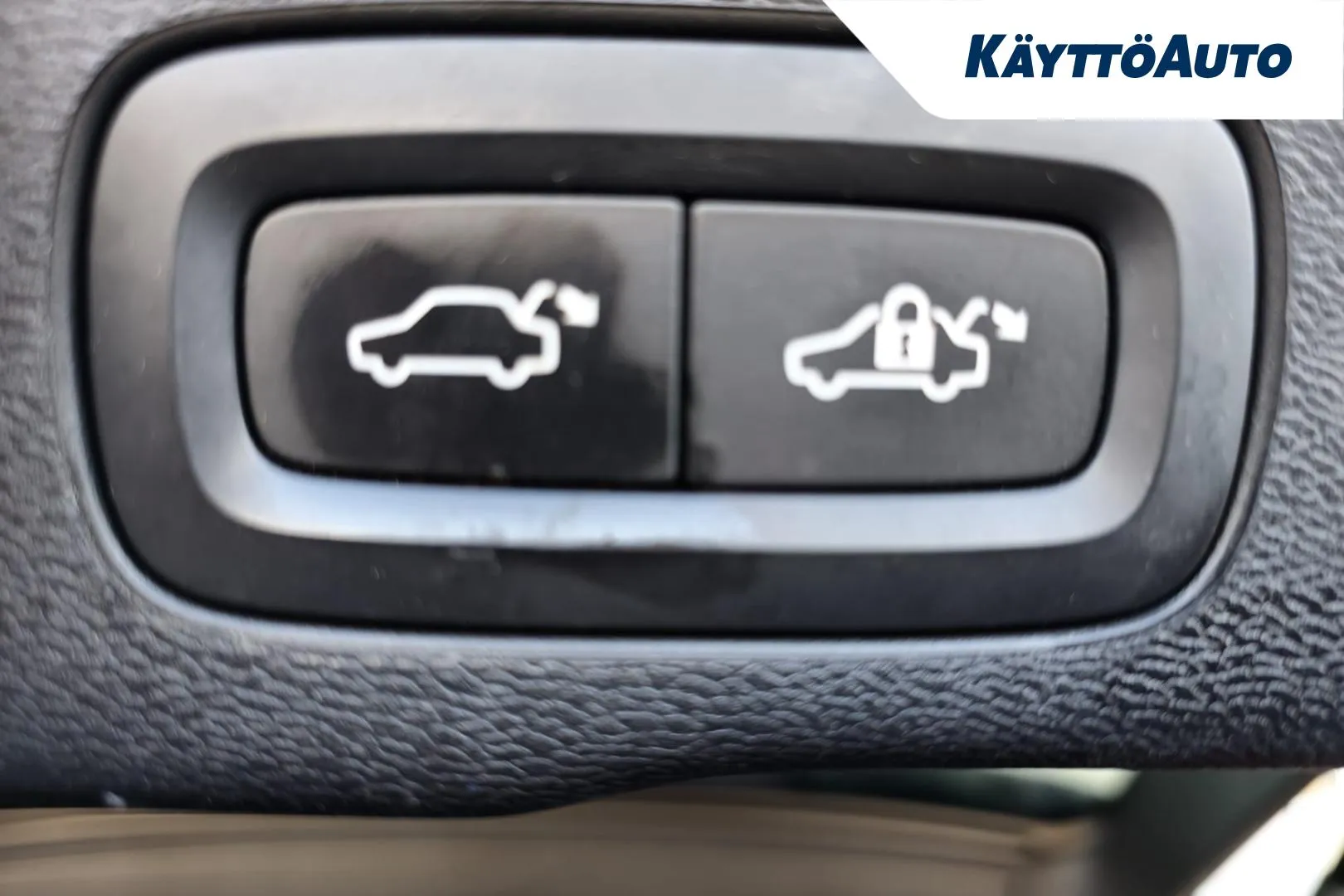 Volvo XC60 FMZ-855 carousel image