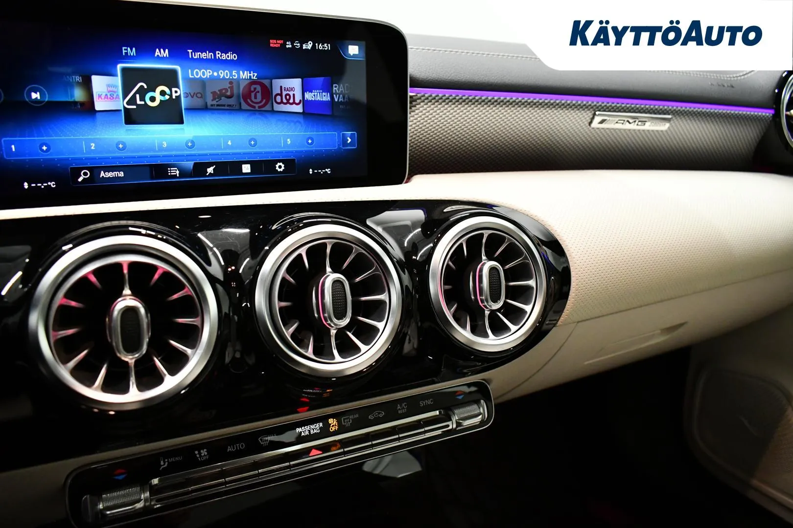 MERCEDES-BENZ CLA YXH-936 carousel image