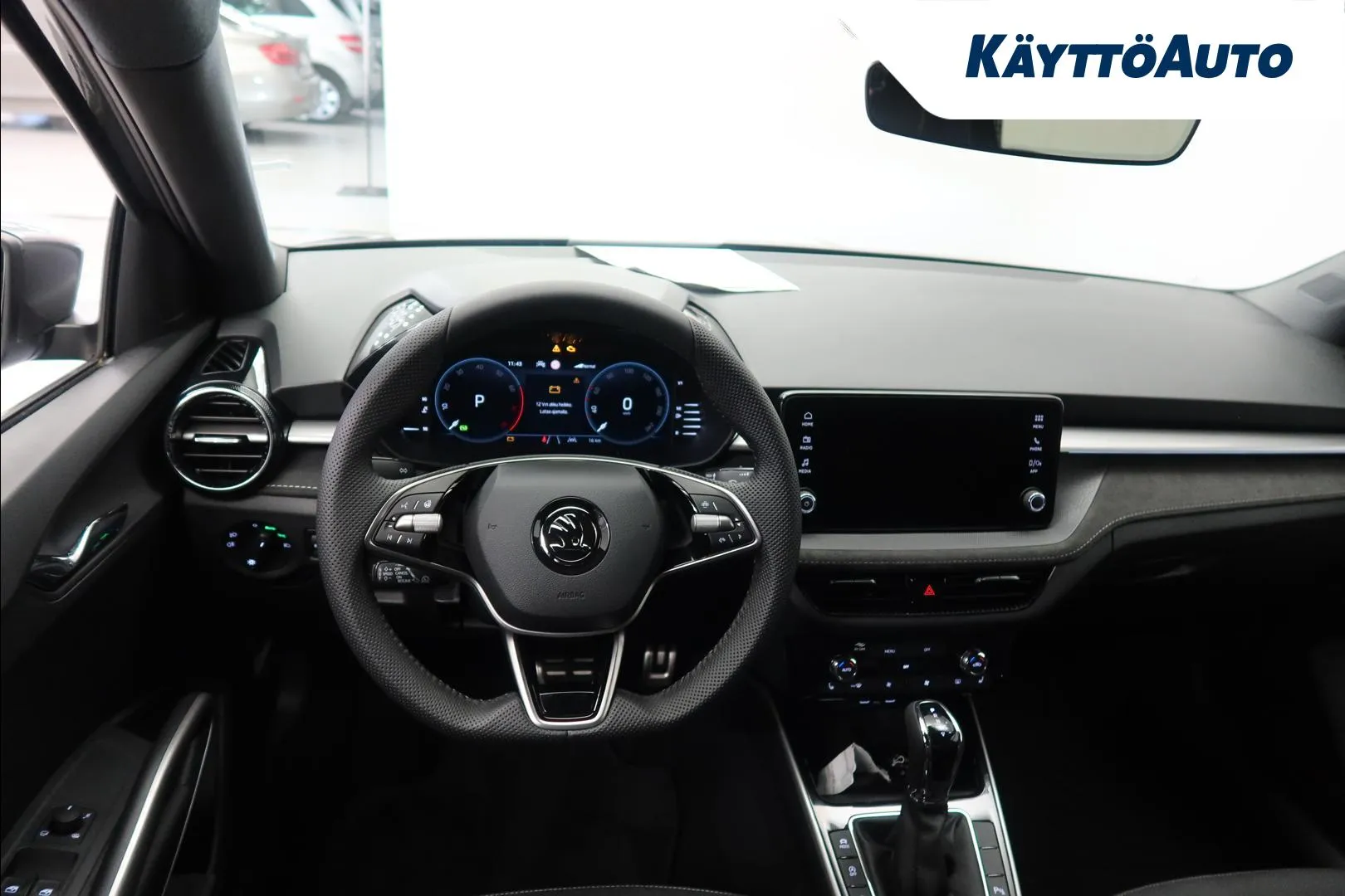 Skoda Fabia RXA-772 carousel image