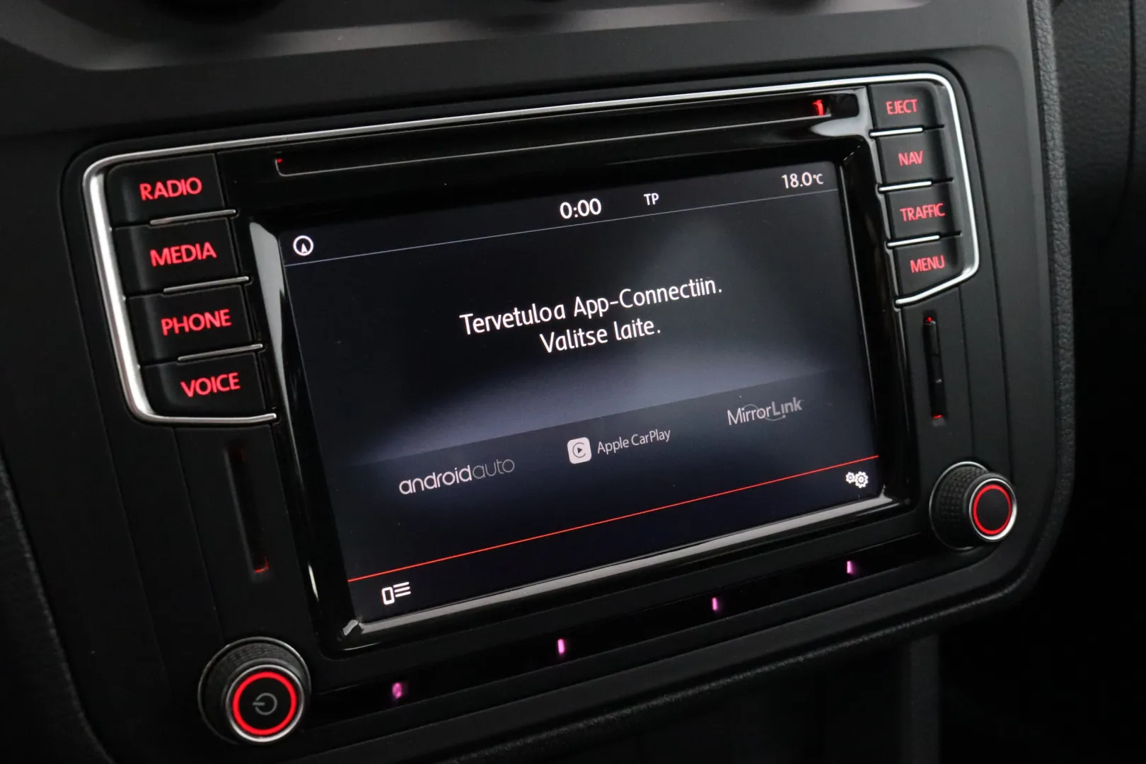 VOLKSWAGEN Caddy Maxi KSA-821 carousel image