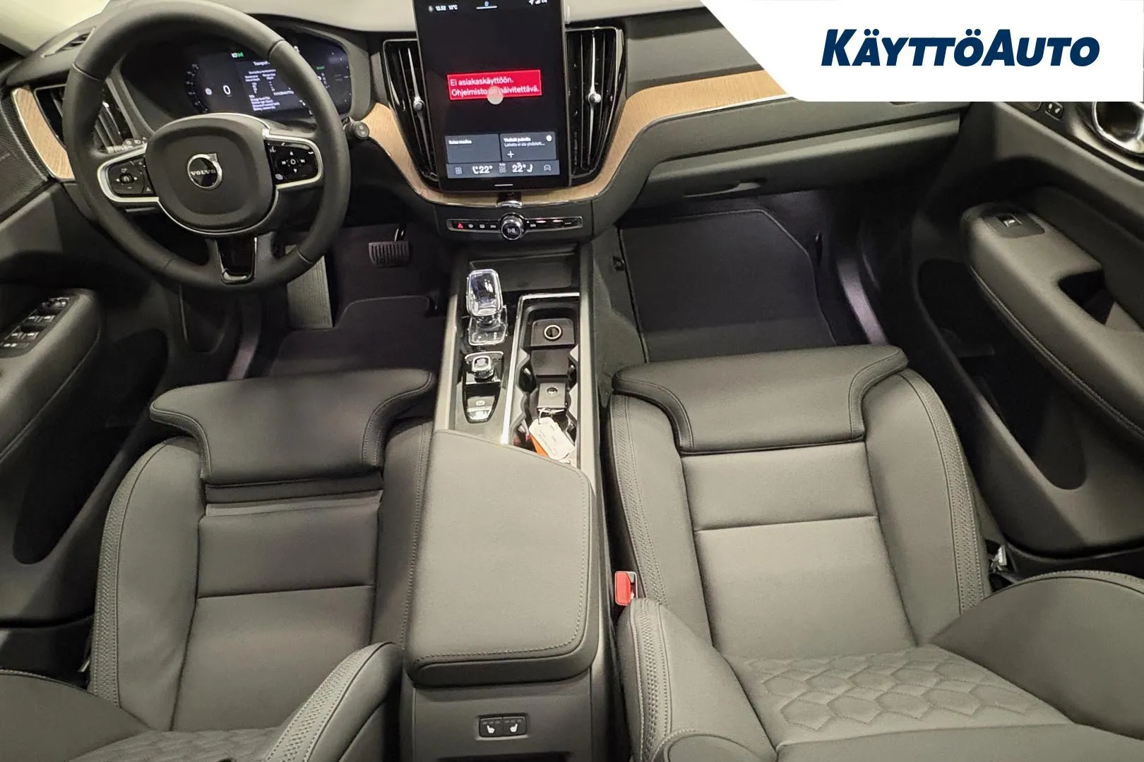 Volvo XC60 GRO-310 carousel image