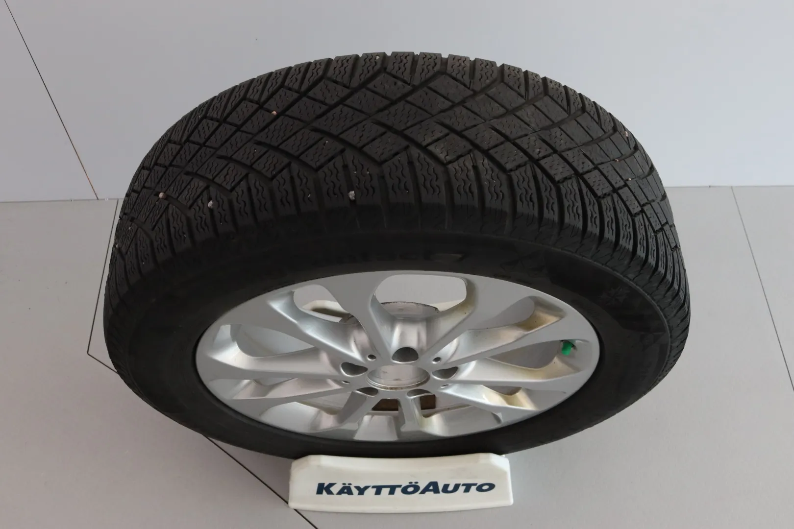 MERCEDES-BENZ GLA YLA-232 carousel image