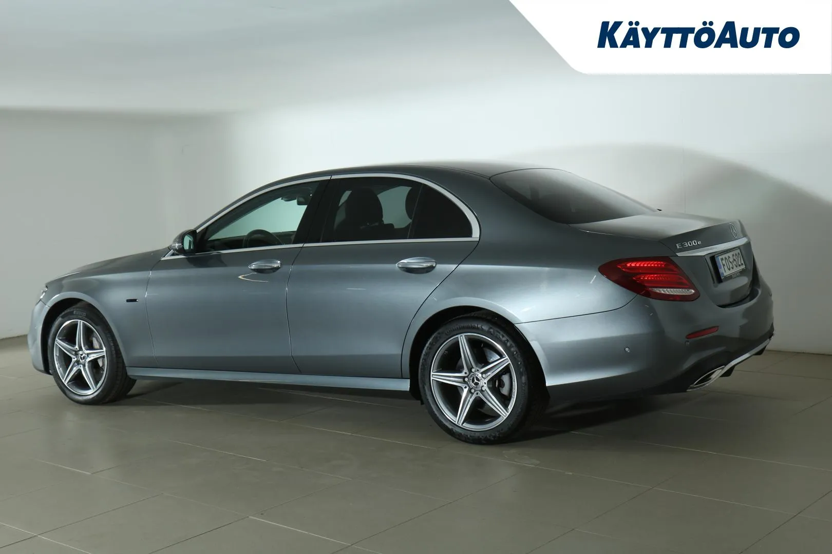 MERCEDES-BENZ E FOS-522 carousel image