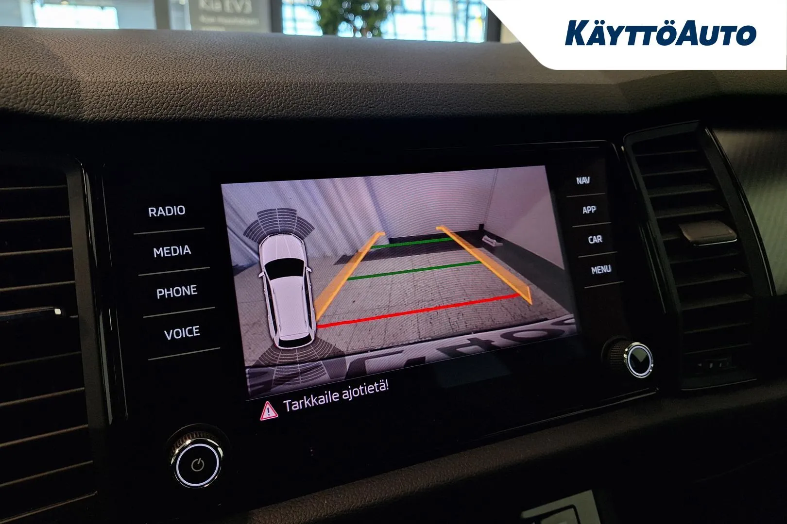 SKODA Kodiaq SVZ-460 carousel image