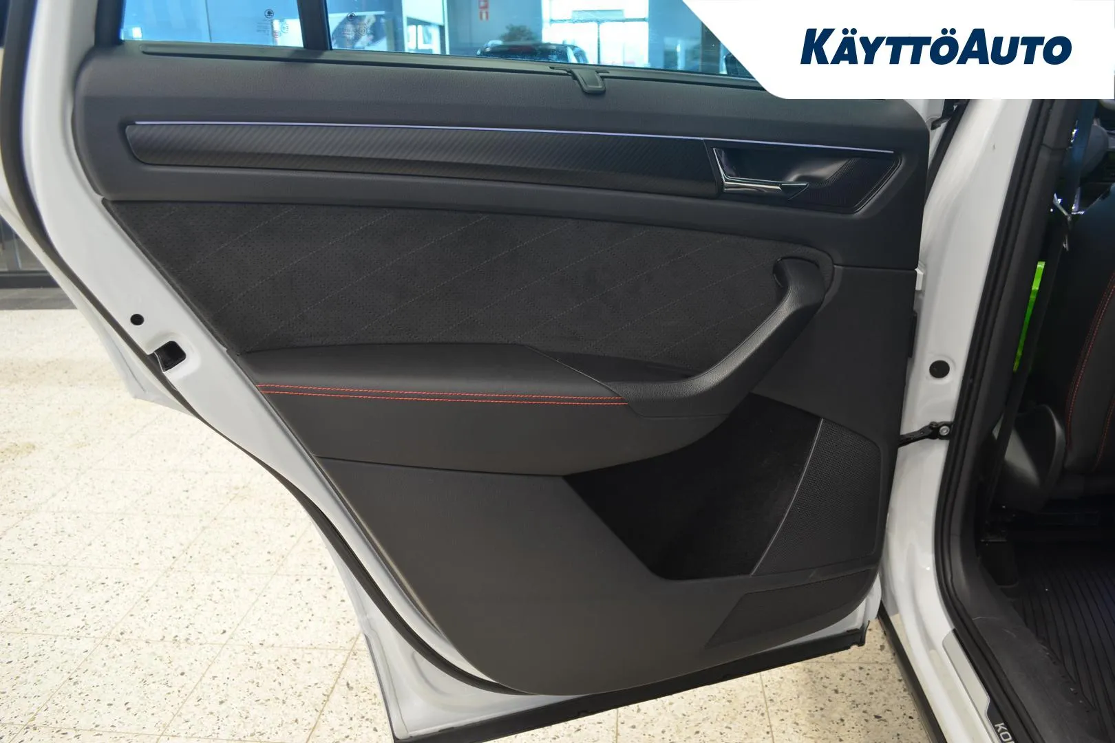 SKODA Kodiaq SVZ-460 carousel image