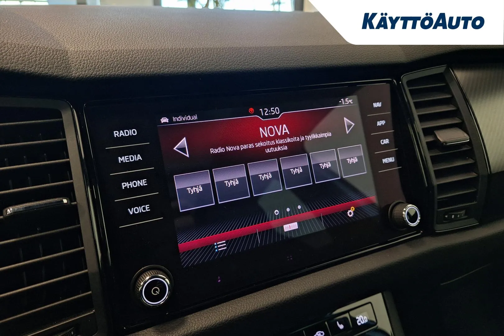 SKODA Kodiaq SVZ-460 carousel image