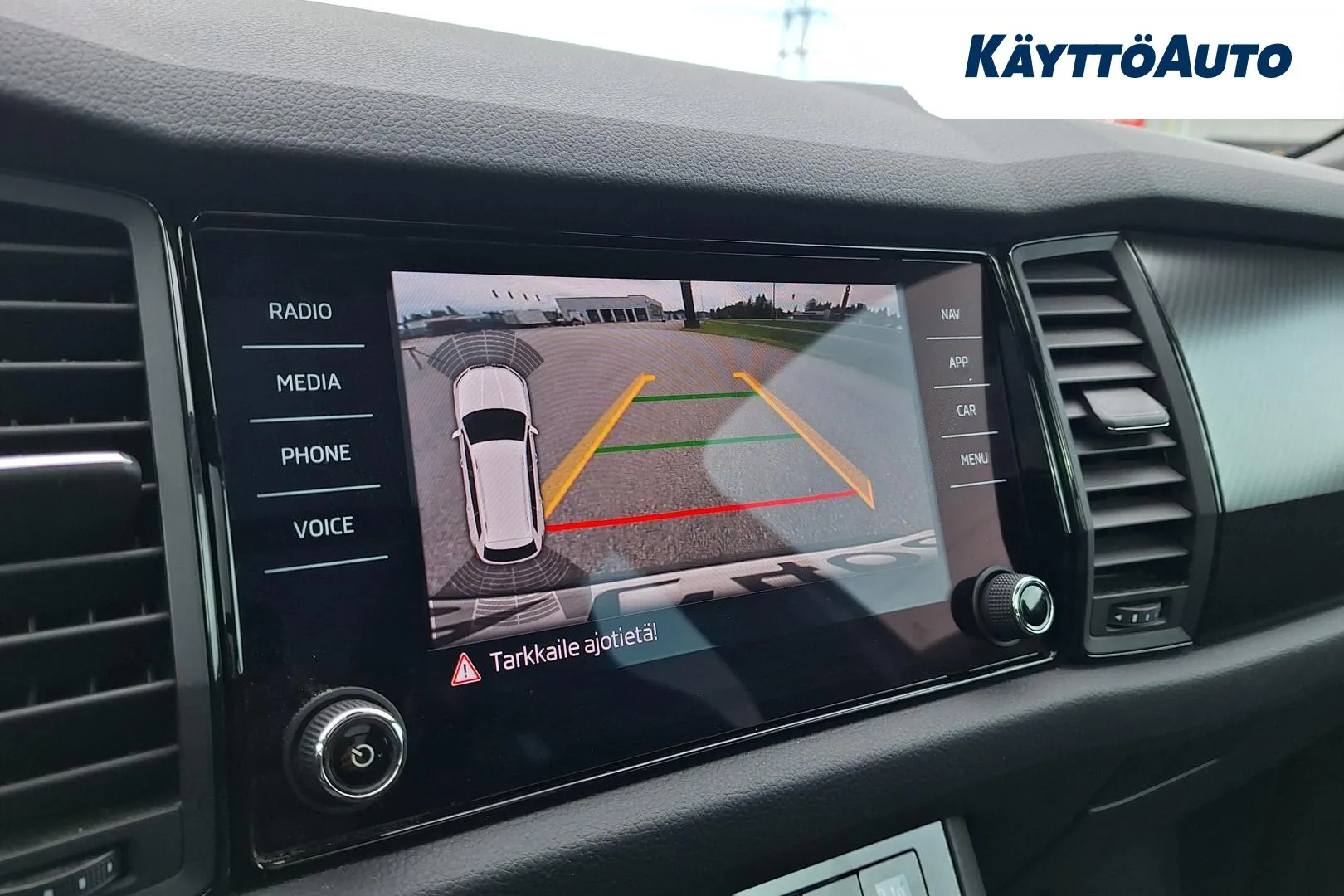 SKODA Kodiaq SVZ-460 carousel image