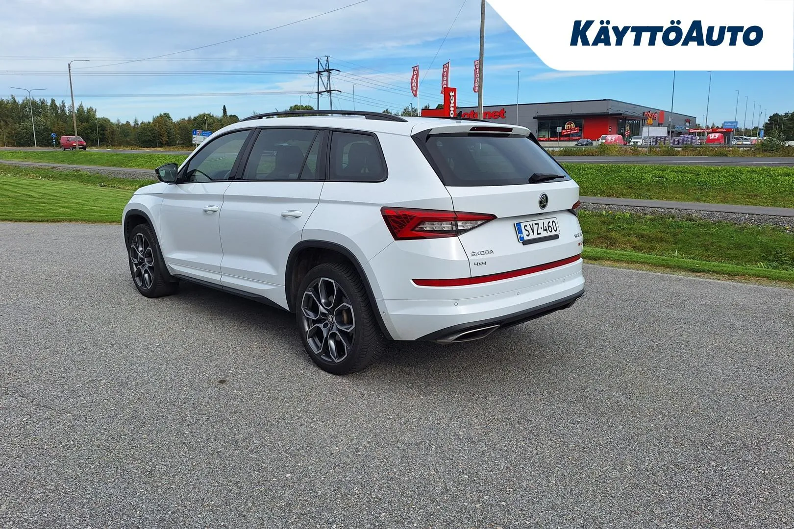 SKODA Kodiaq SVZ-460 carousel image