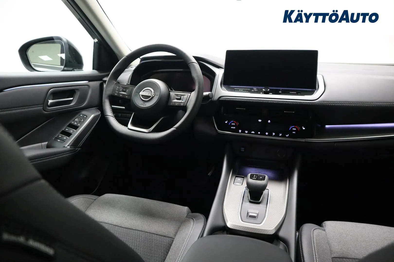 Nissan Qashqai GRM-951 carousel image