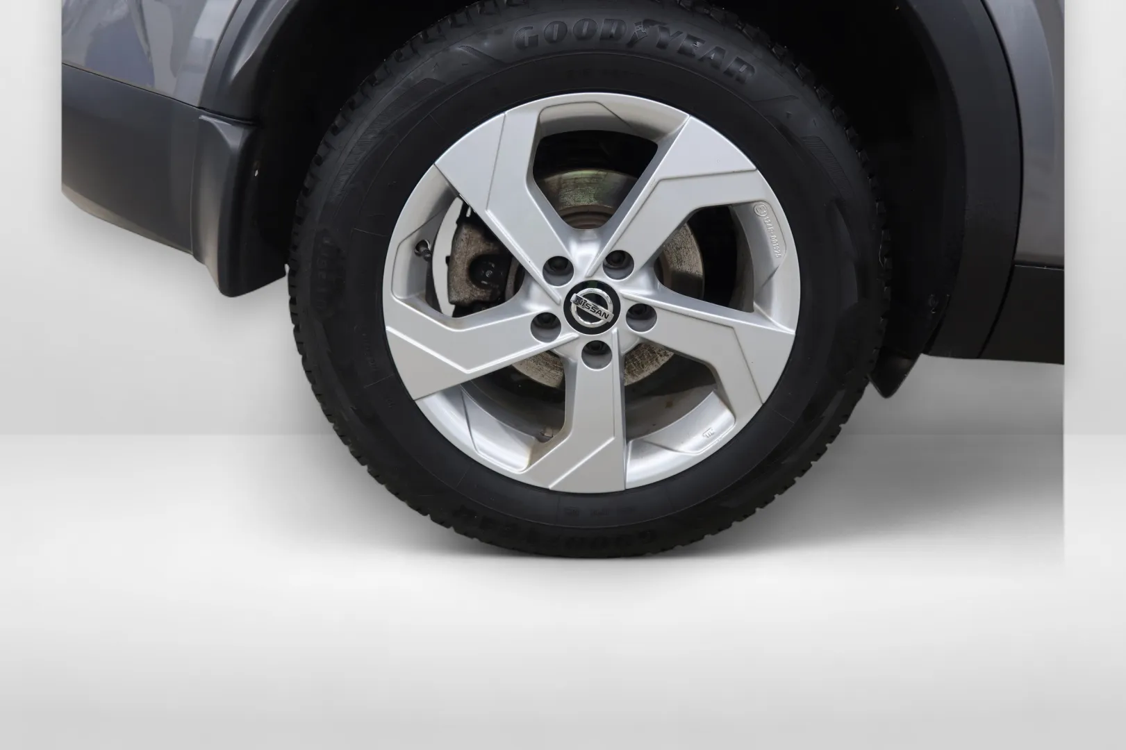 Nissan Qashqai MOH-516 carousel image