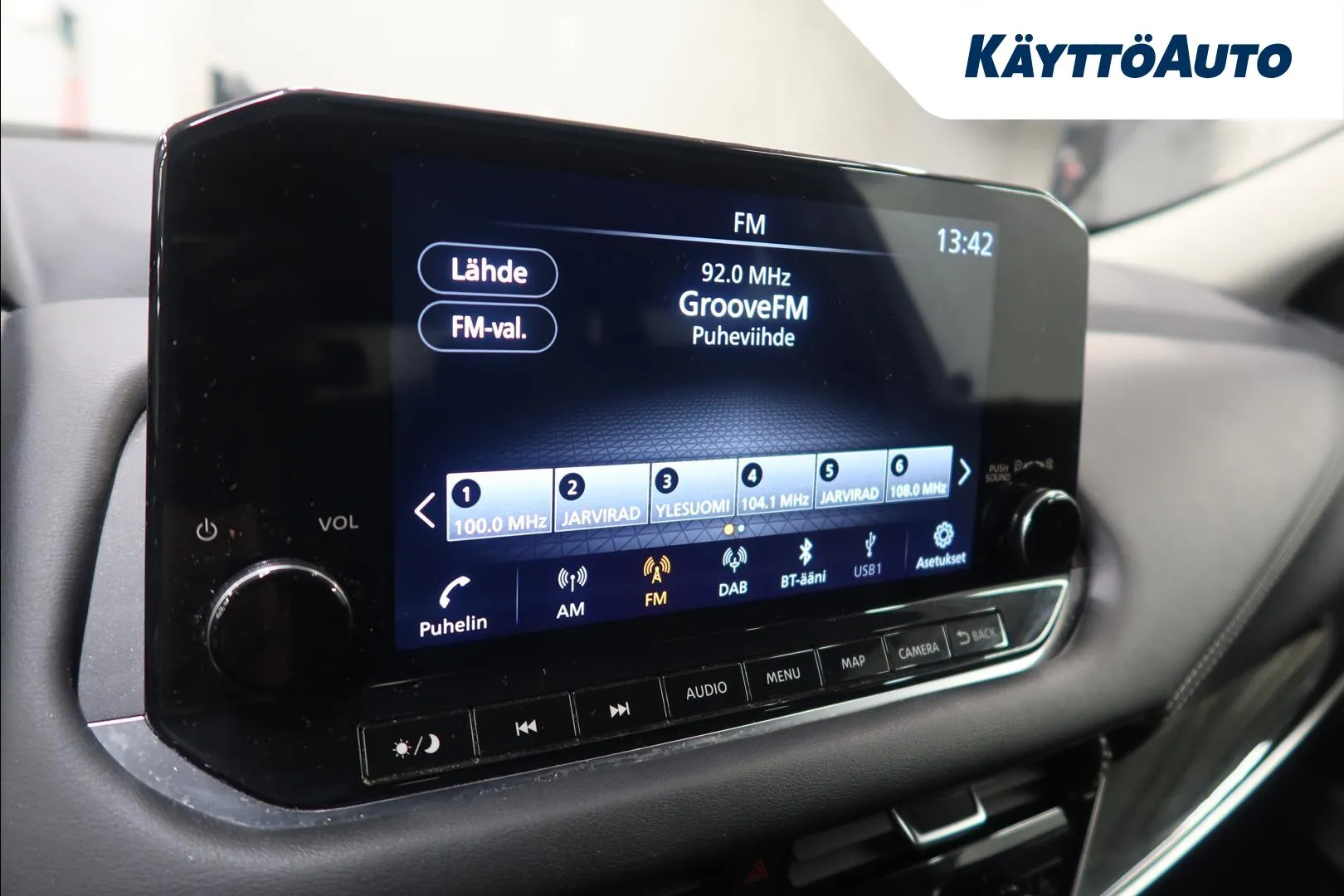 Nissan Qashqai MOH-516 carousel image