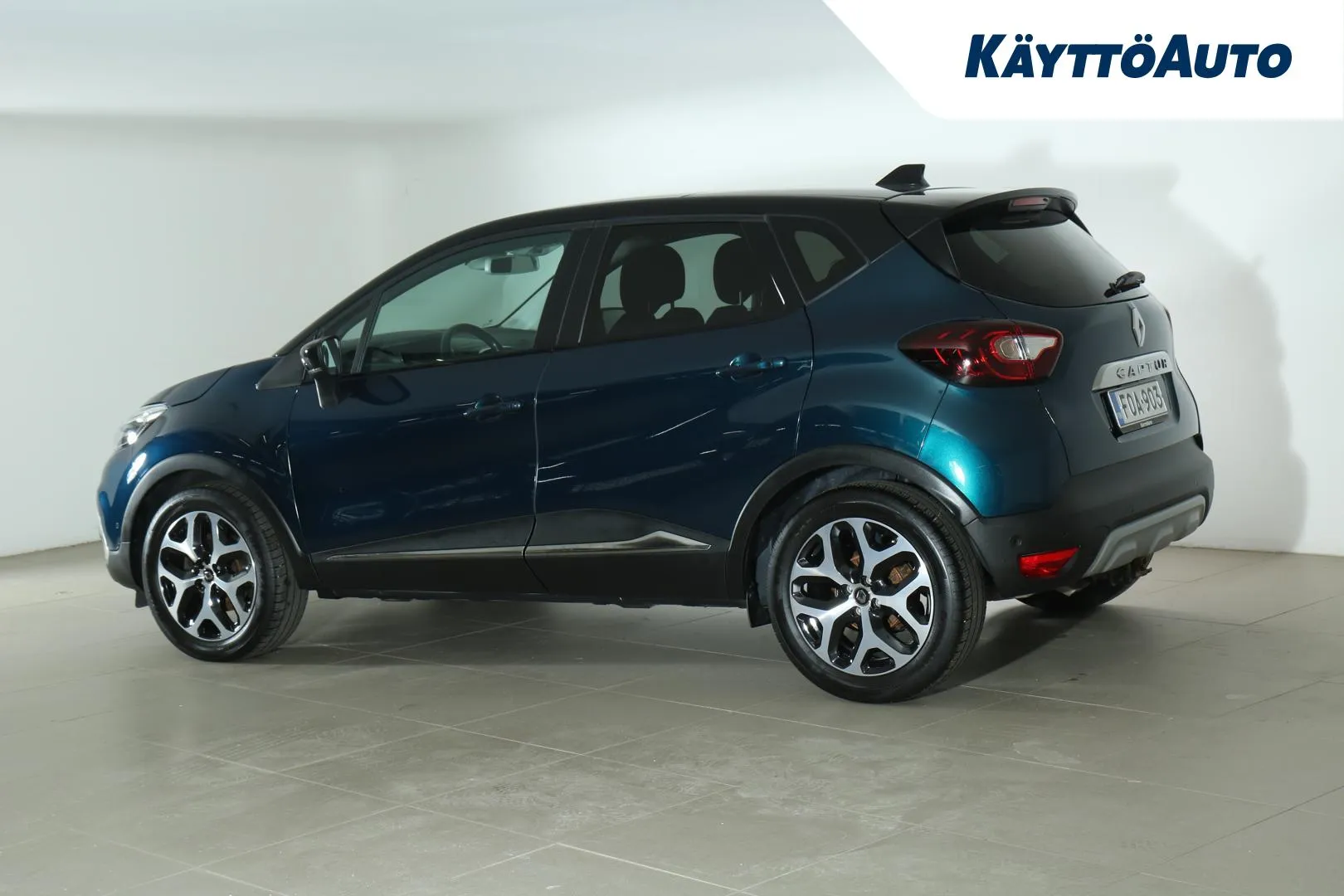 RENAULT Captur FOA-903 carousel image
