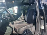 AUDI Q7 UYY-988 carousel thumbs