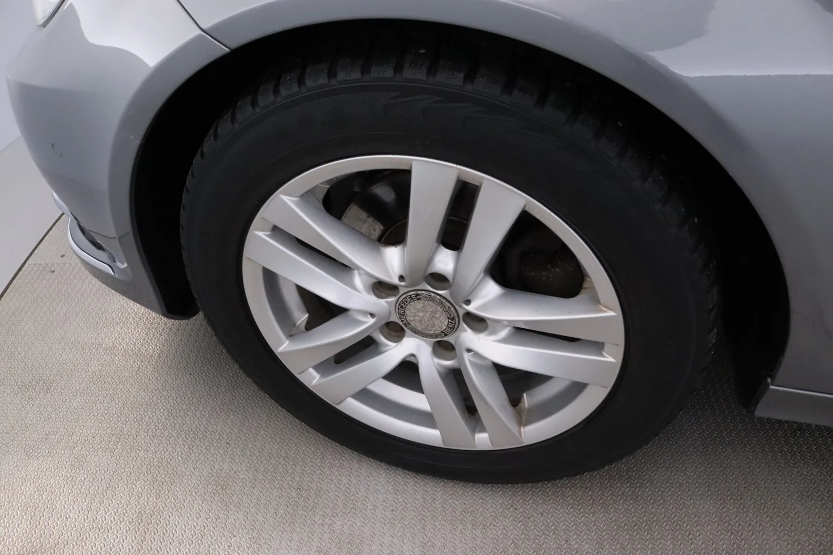 MERCEDES-BENZ C XBZ-397 carousel image