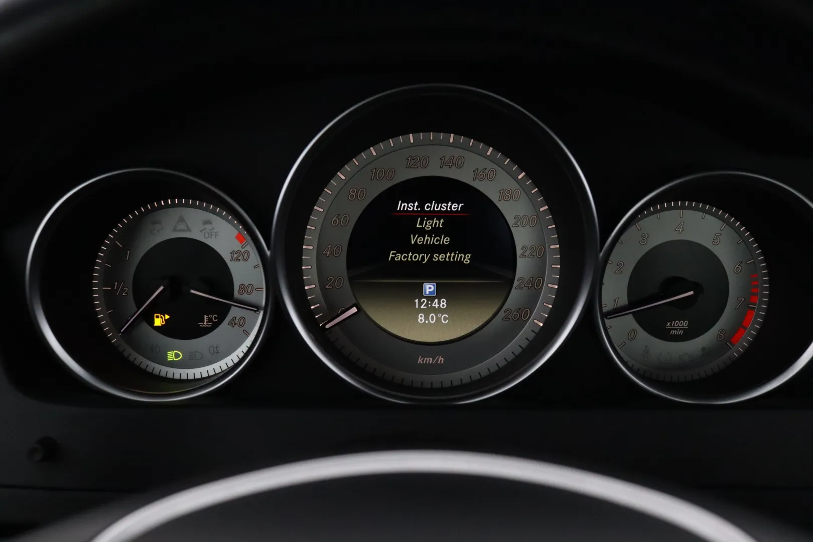 MERCEDES-BENZ C XBZ-397 carousel image