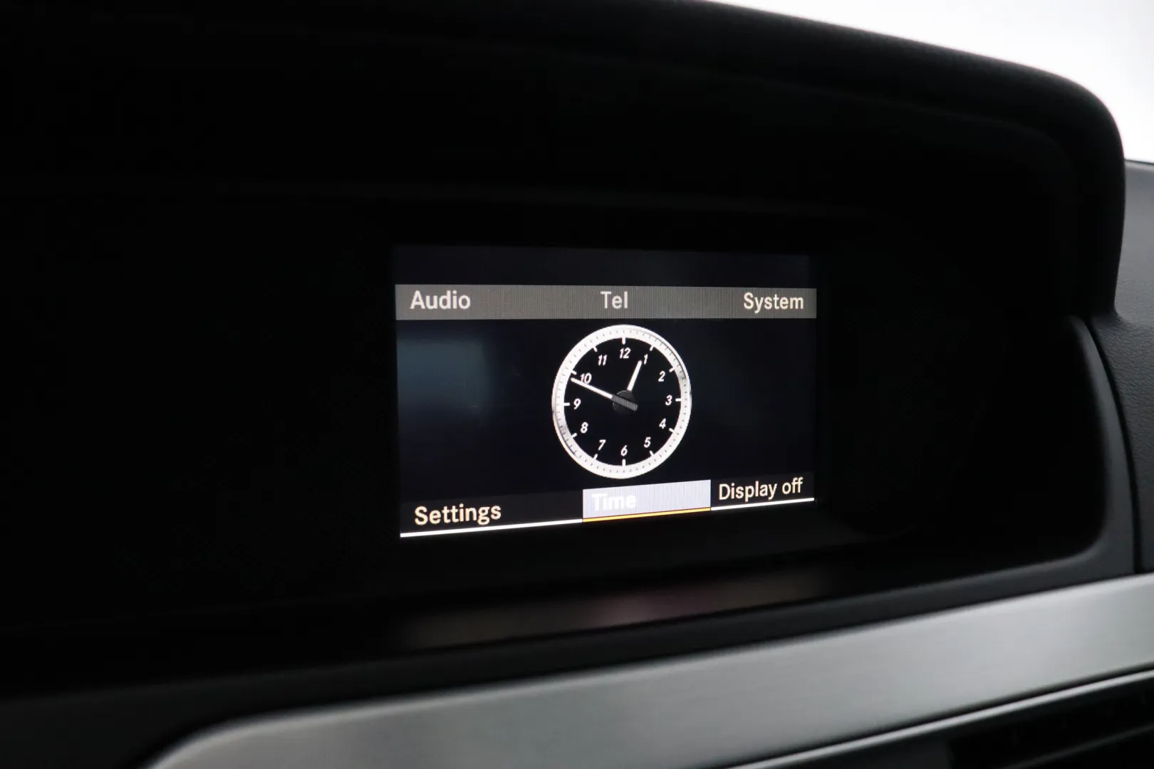 MERCEDES-BENZ C XBZ-397 carousel image