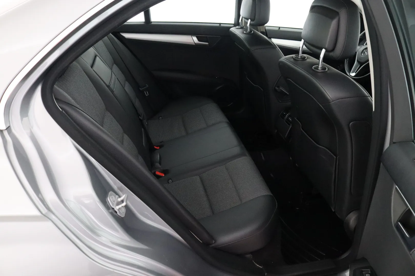 MERCEDES-BENZ C XBZ-397 carousel image