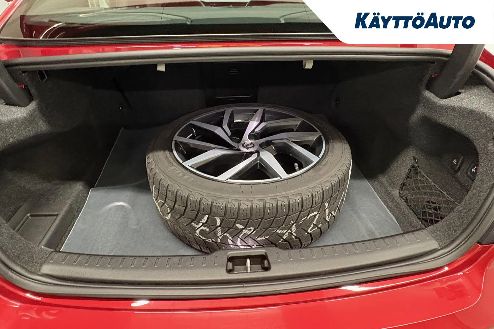 VOLVO S60 MZK-247 carousel image