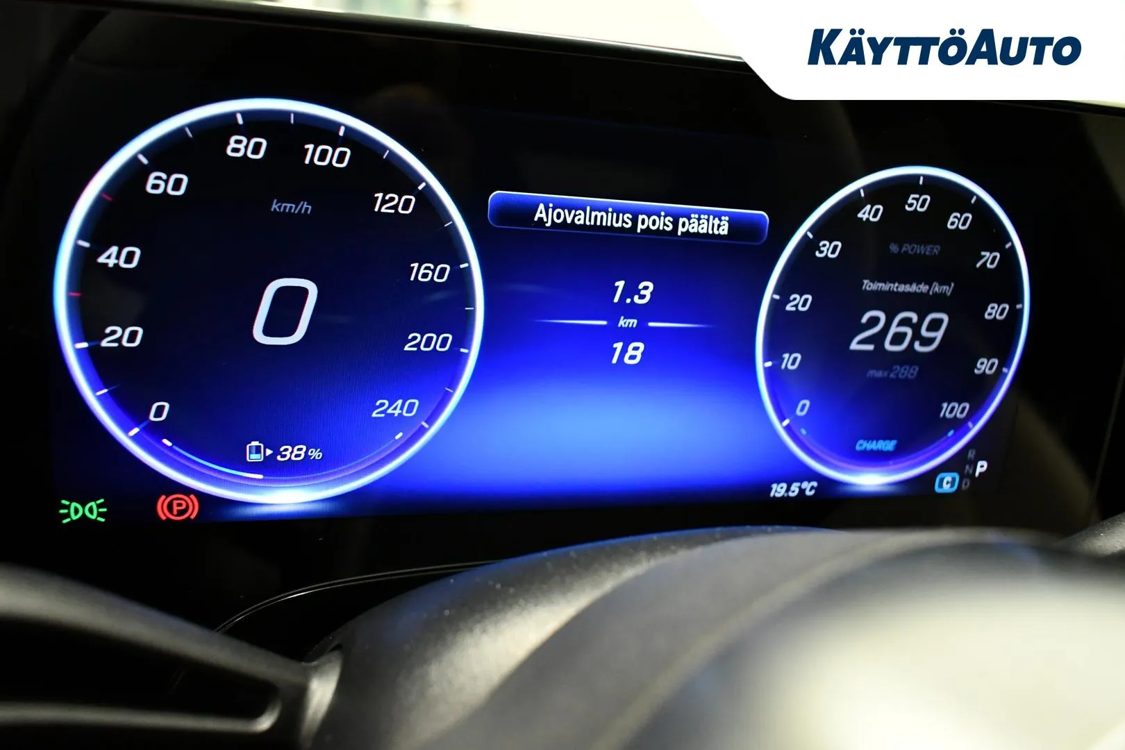 Mercedes-Benz CLA EVR-497 carousel image