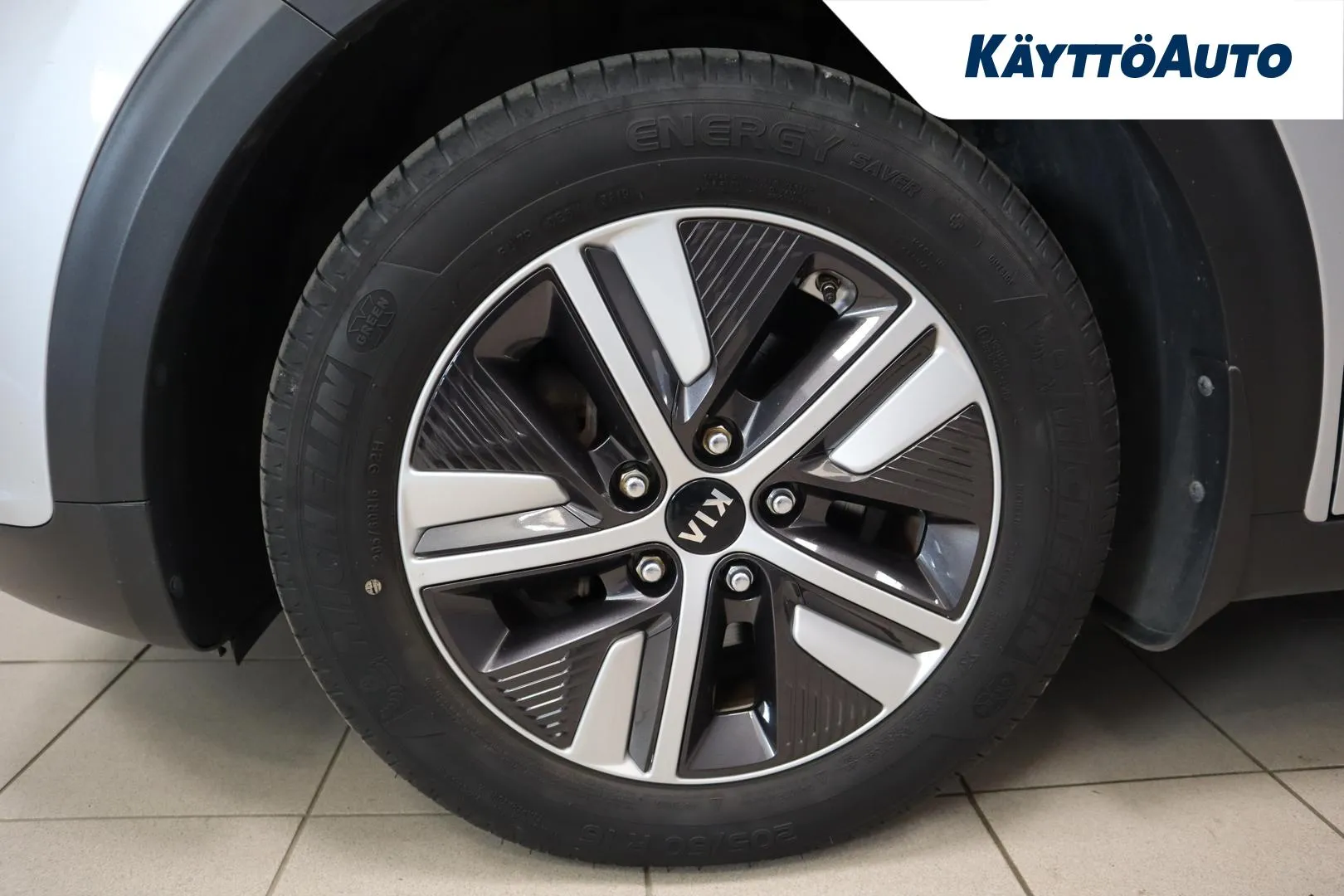 KIA Niro COS-261 carousel image