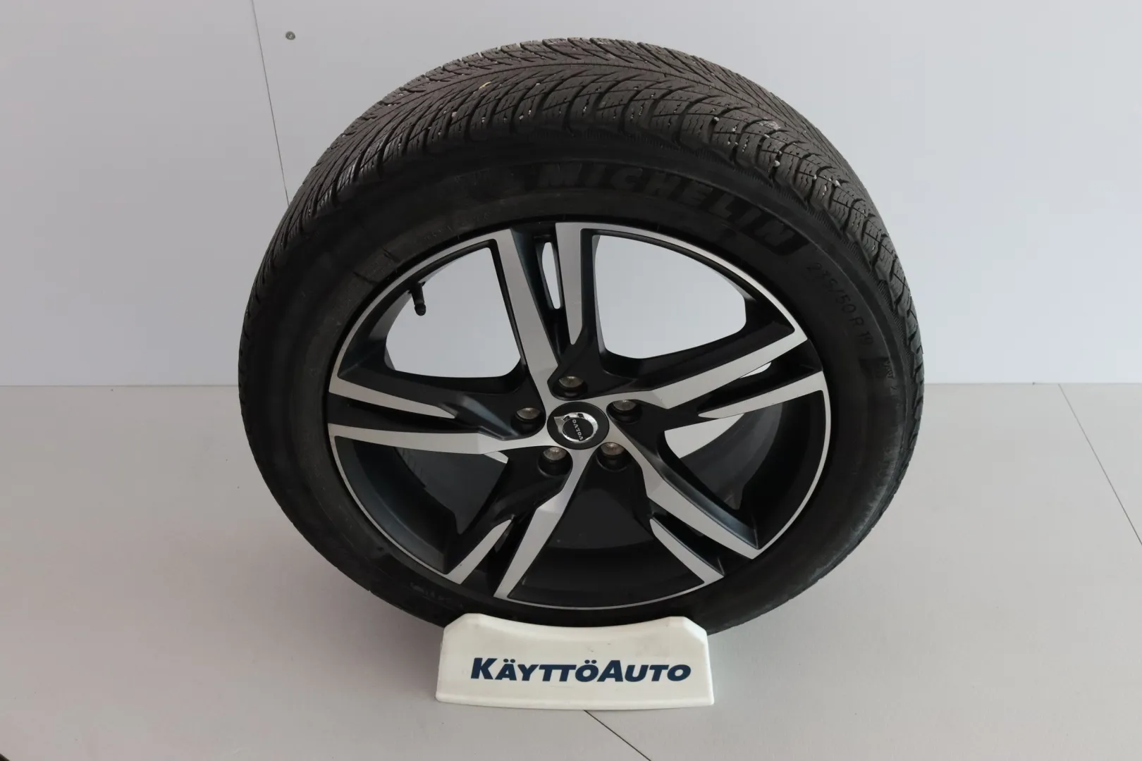VOLVO XC40 SZF-848 carousel image