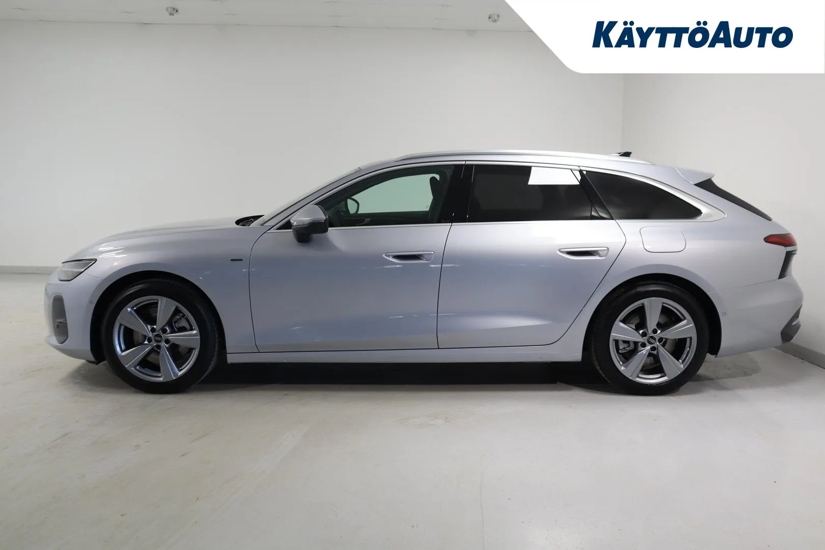 Audi A6 EVR-702 carousel image