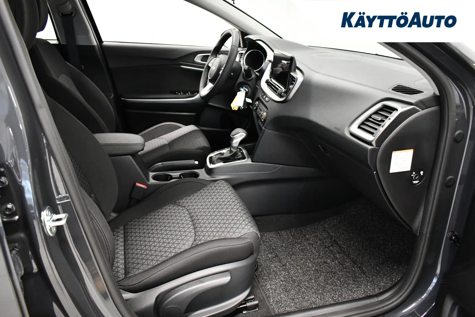 Kia Ceed GRI-226 carousel image