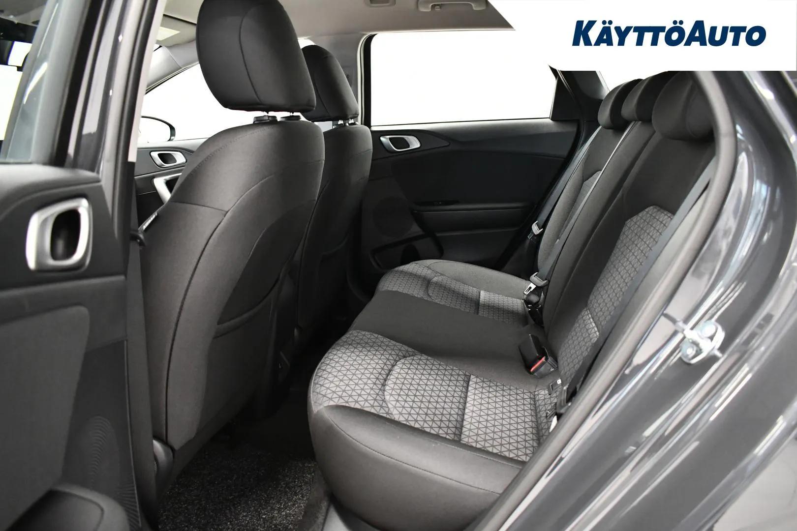 Kia Ceed GRI-226 carousel image