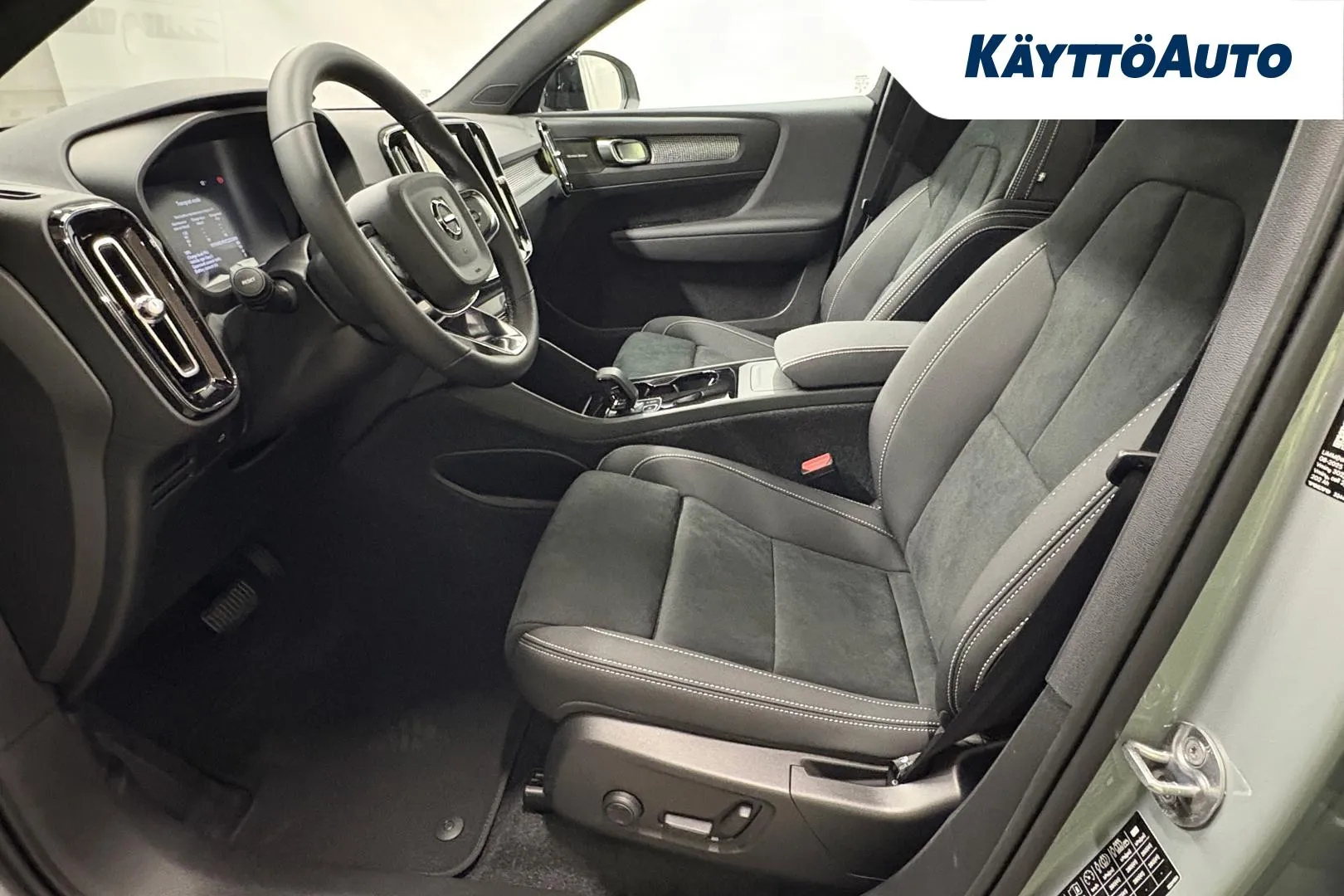 Volvo EC40 GRO-299 carousel image