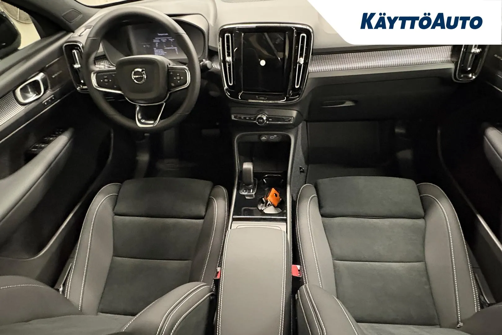 Volvo EC40 GRO-299 carousel image