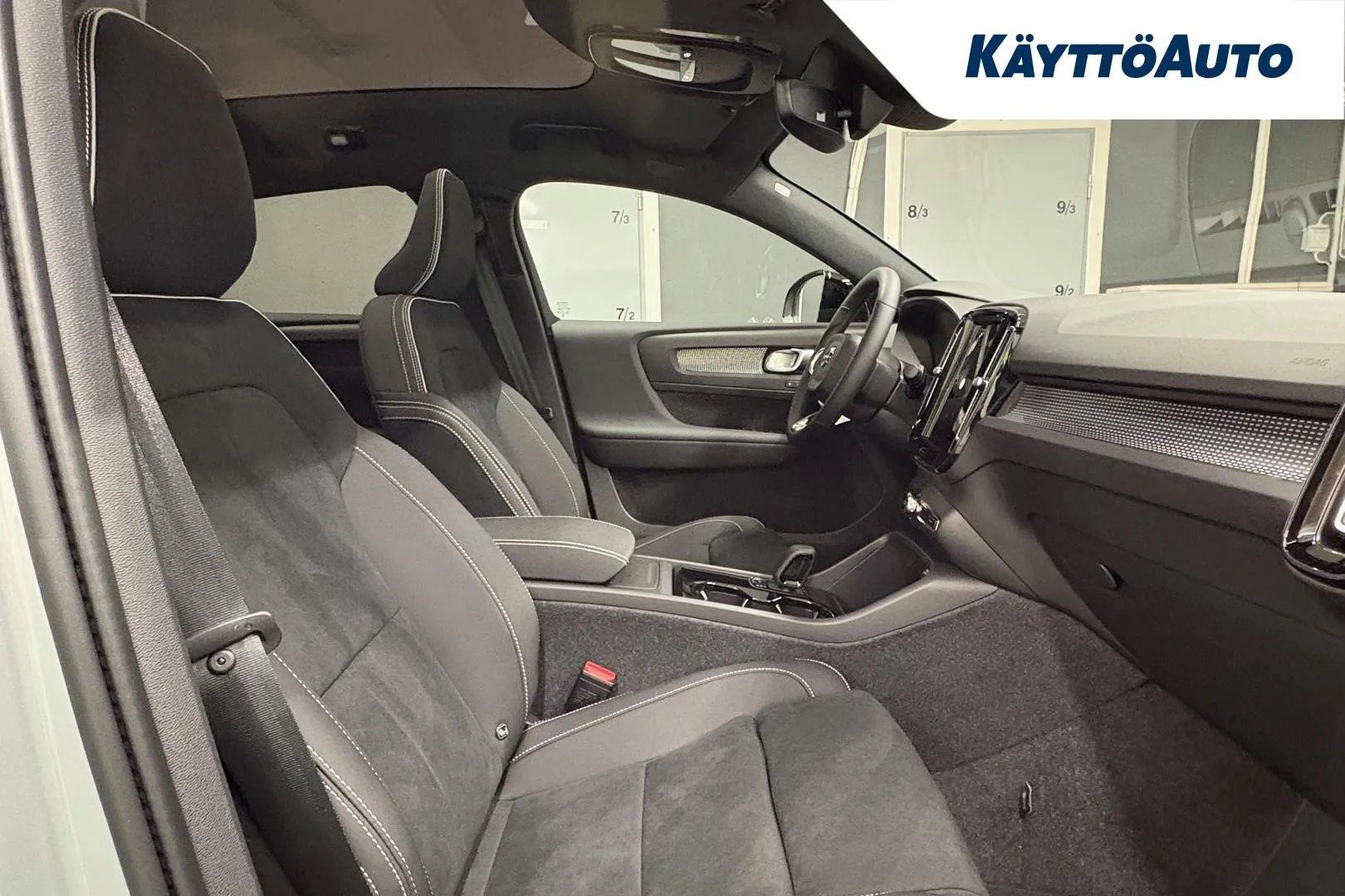 Volvo EC40 GRO-299 carousel image