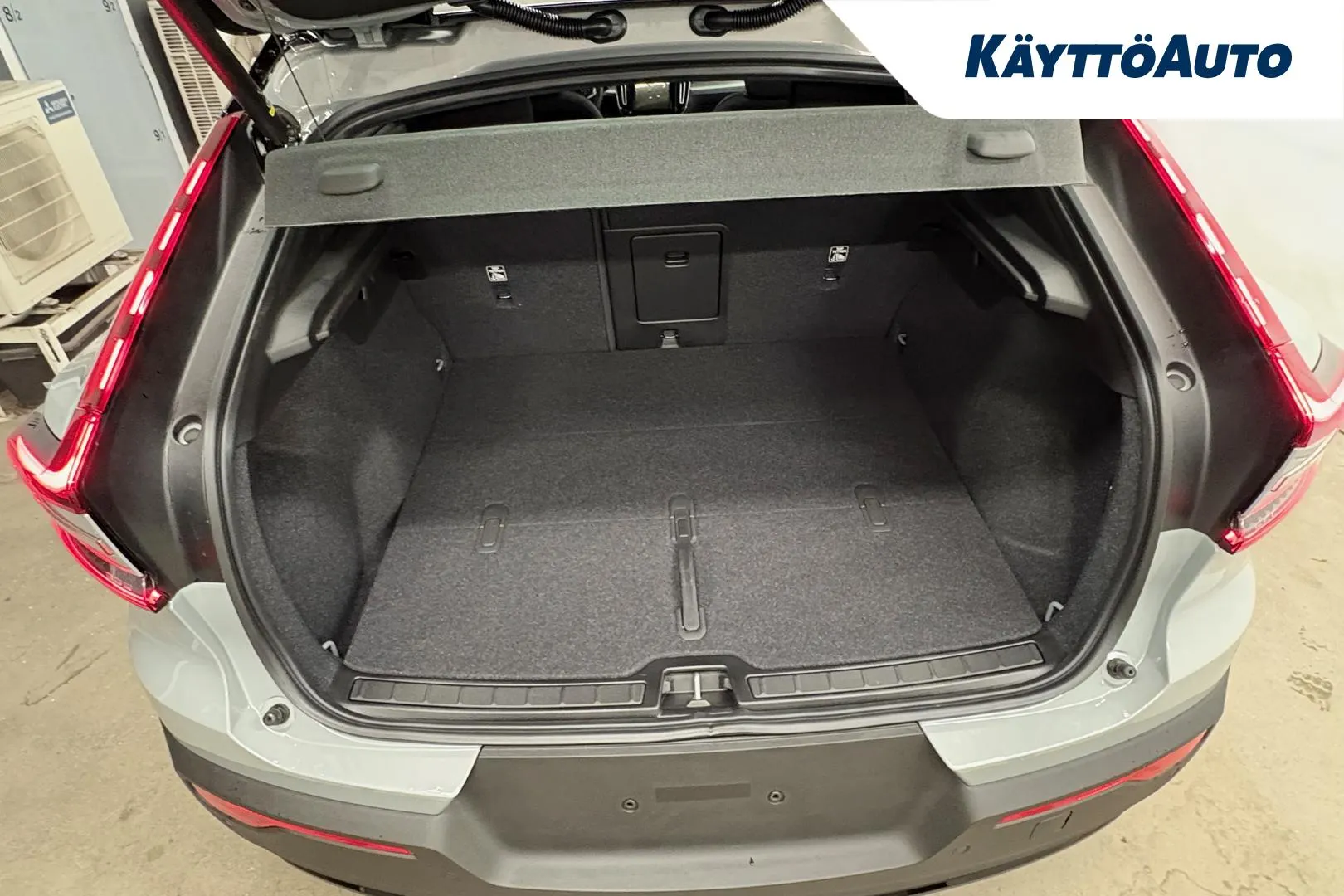 Volvo EC40 GRO-299 carousel image