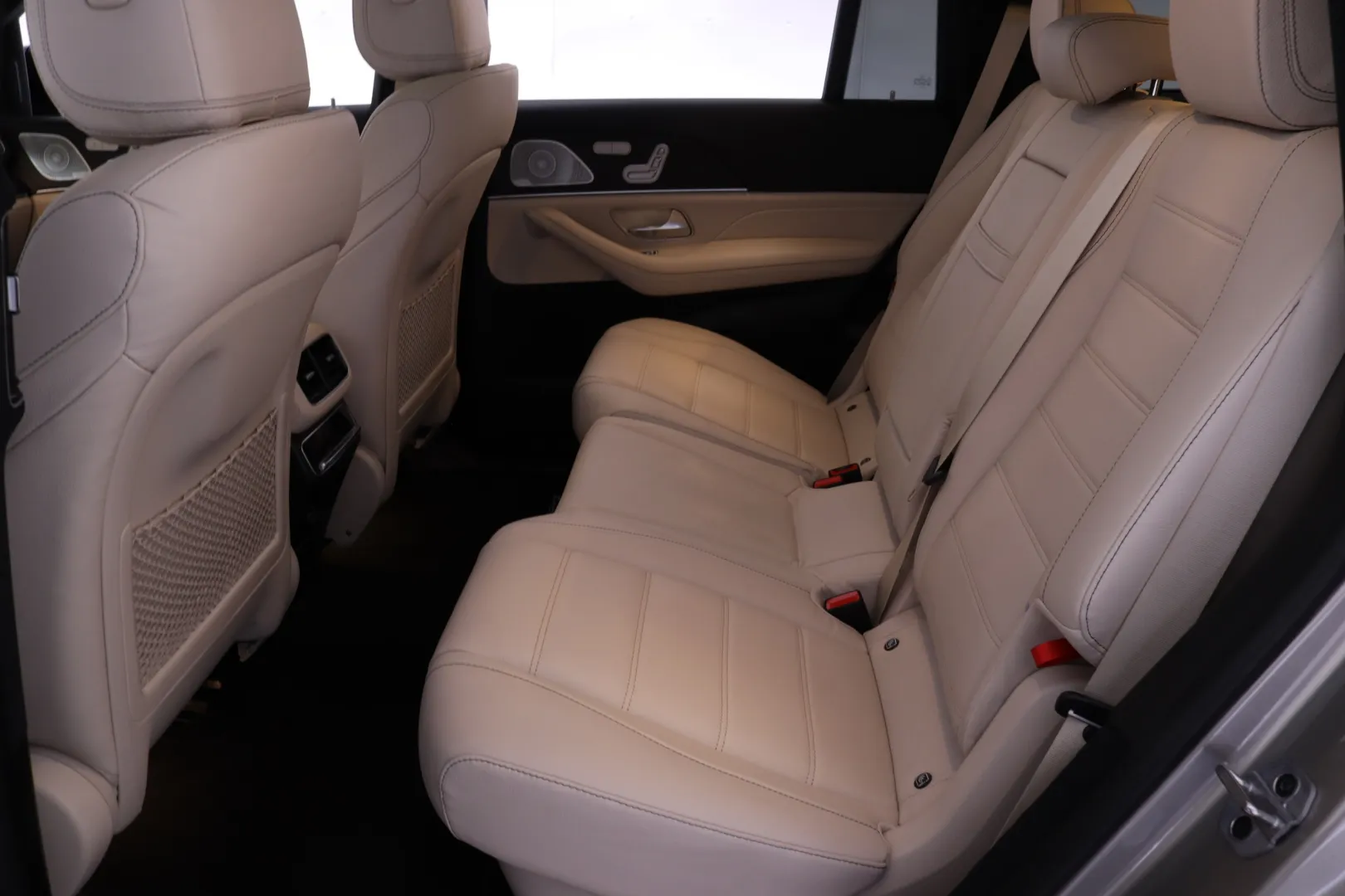 MERCEDES-BENZ GLS MFC Edition SOT-999 carousel image