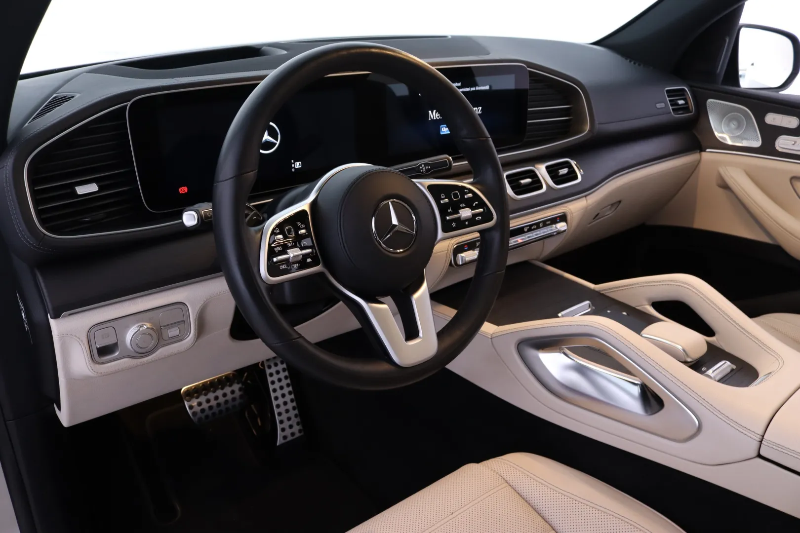 MERCEDES-BENZ GLS MFC Edition SOT-999 carousel image