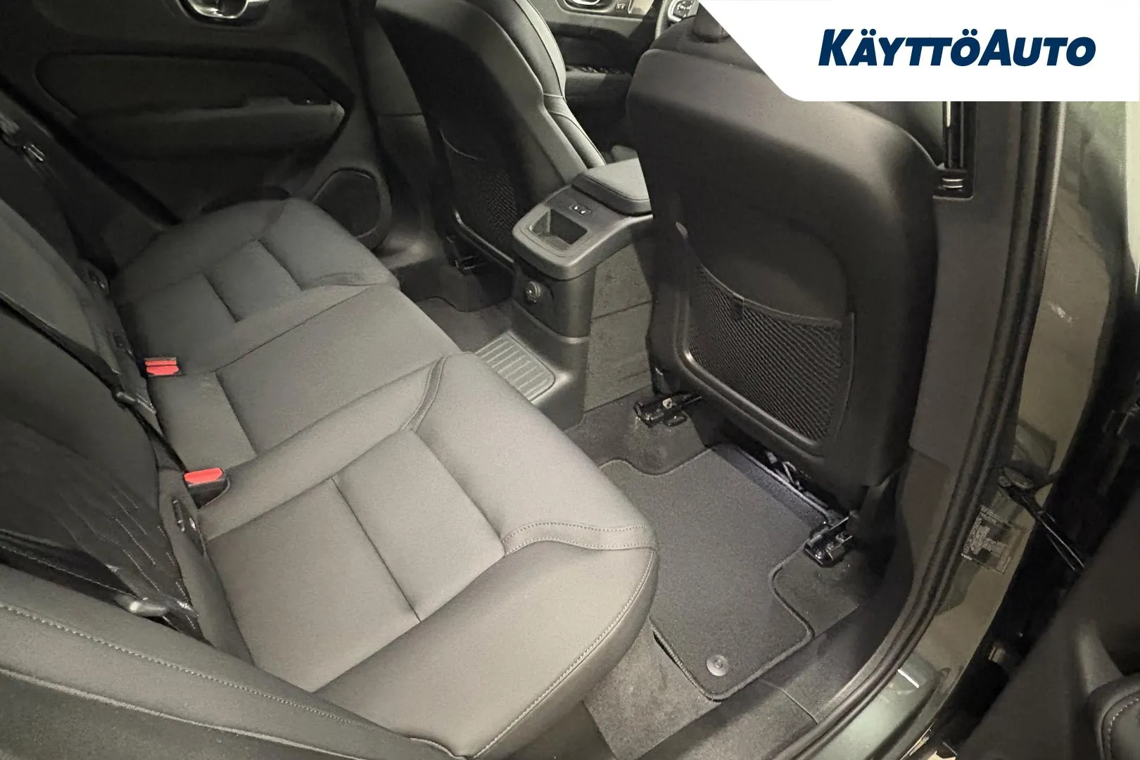 Volvo XC60 GRR-172 carousel image
