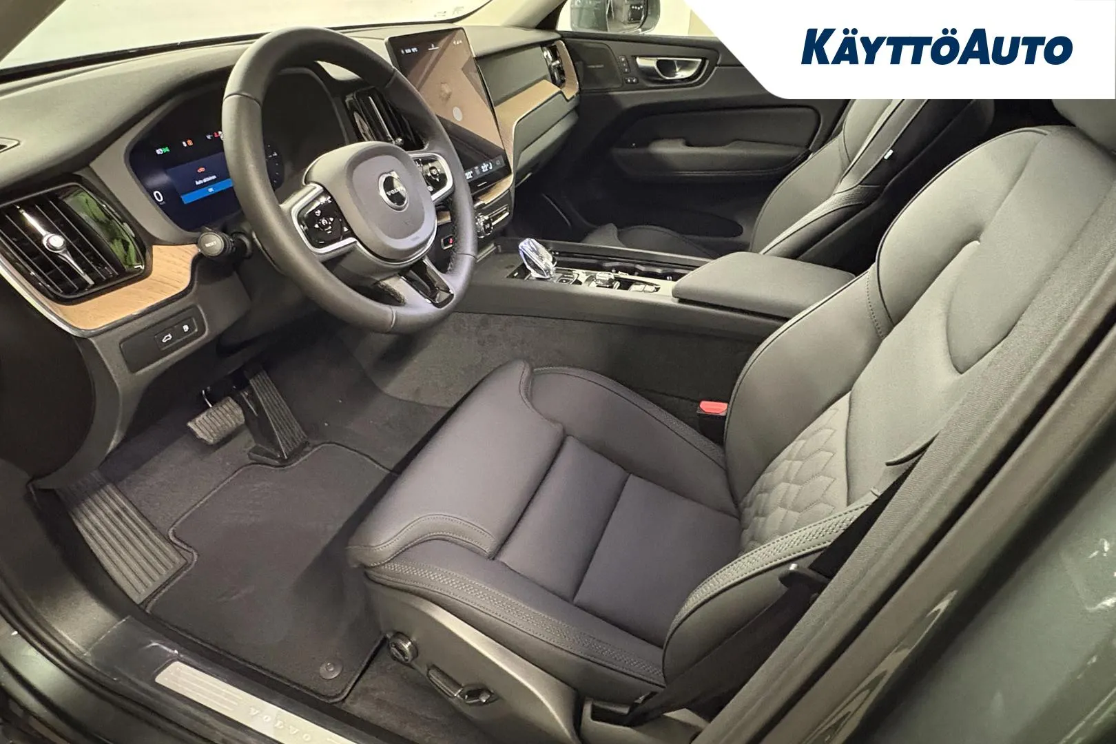 Volvo XC60 GRR-172 carousel image