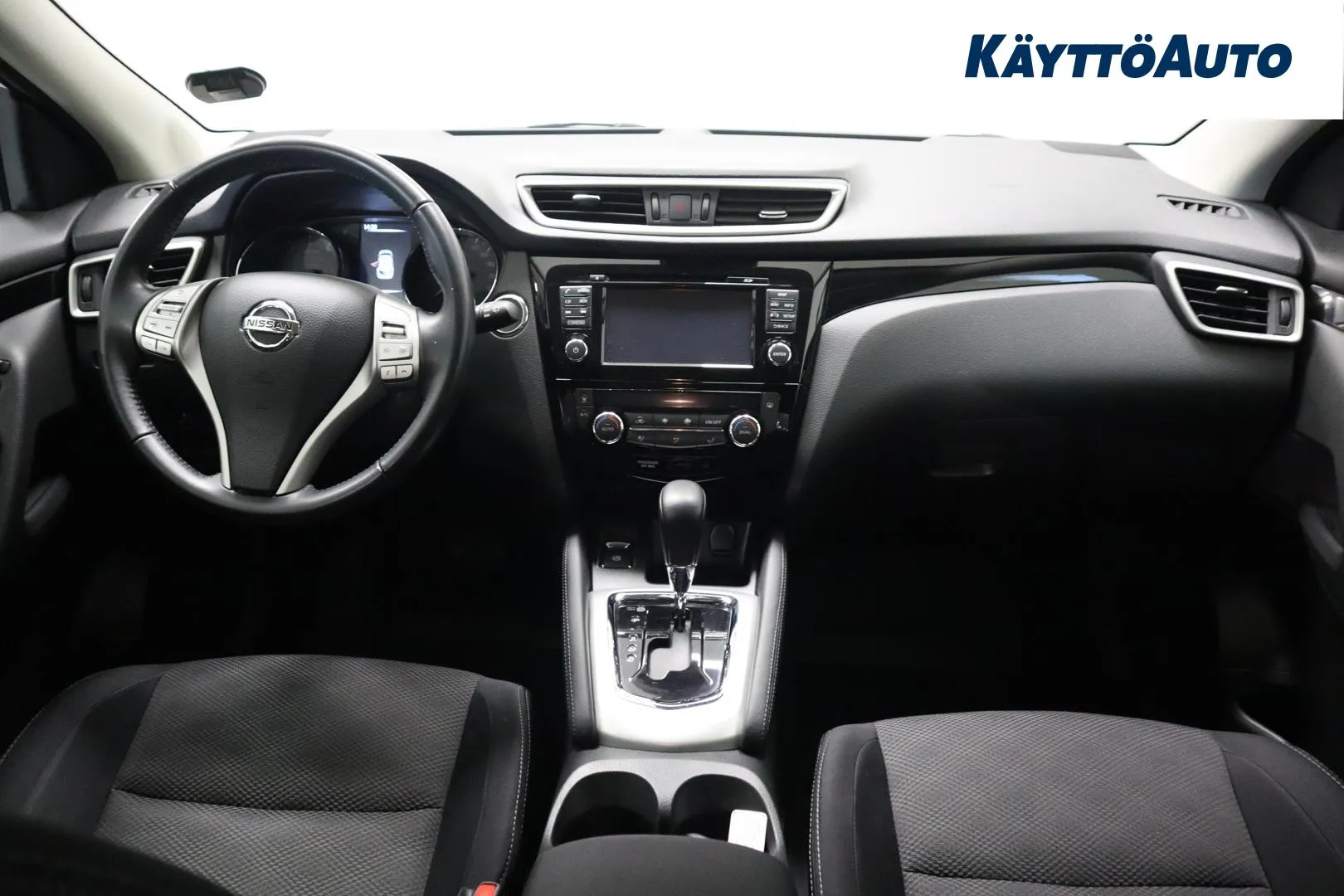 NISSAN Qashqai UZS-212 carousel image