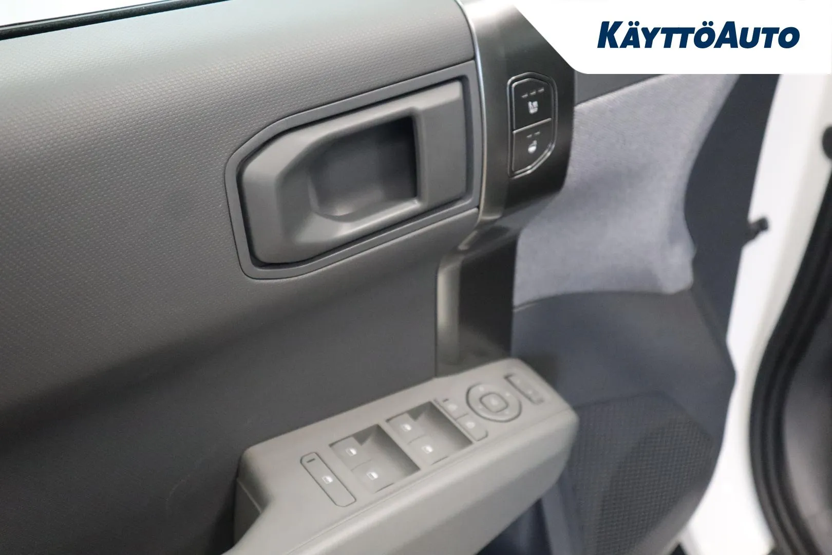KIA EV3 KXB-621 carousel image