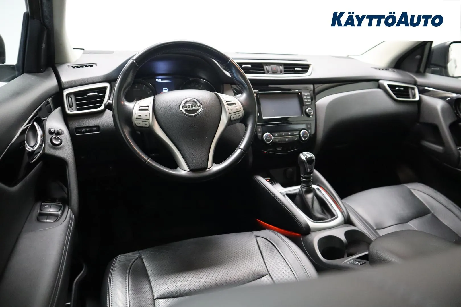 Nissan Qashqai VZI-109 carousel image
