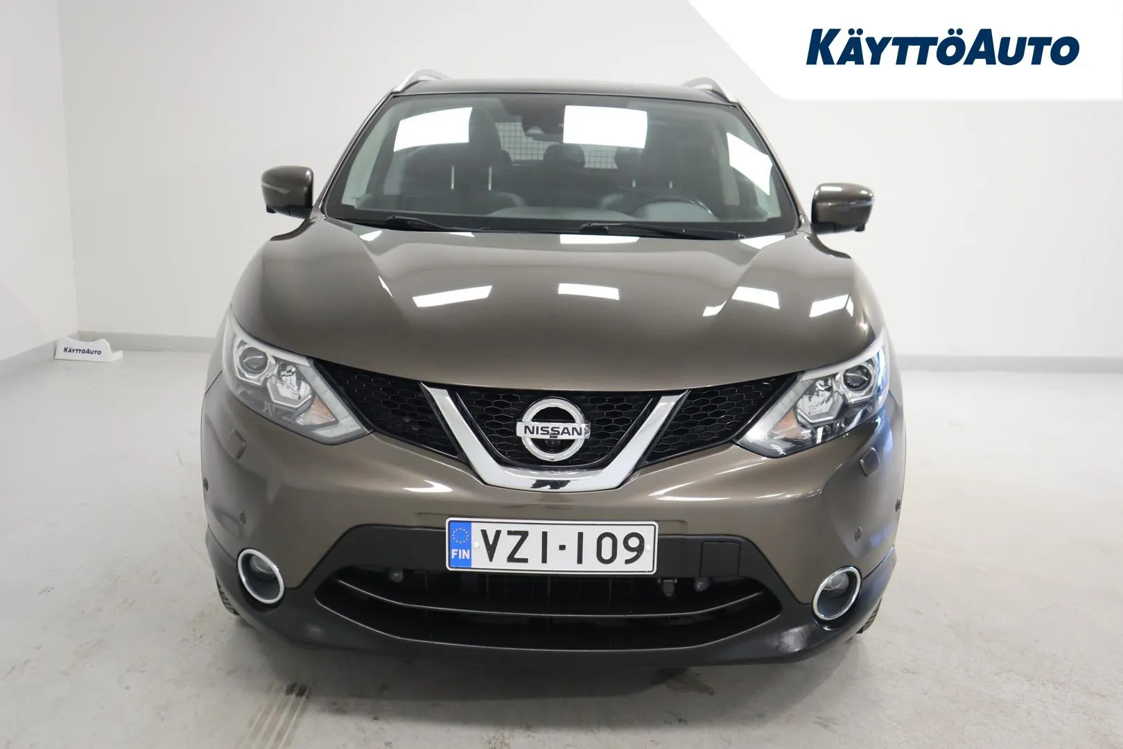 Nissan Qashqai VZI-109 carousel image