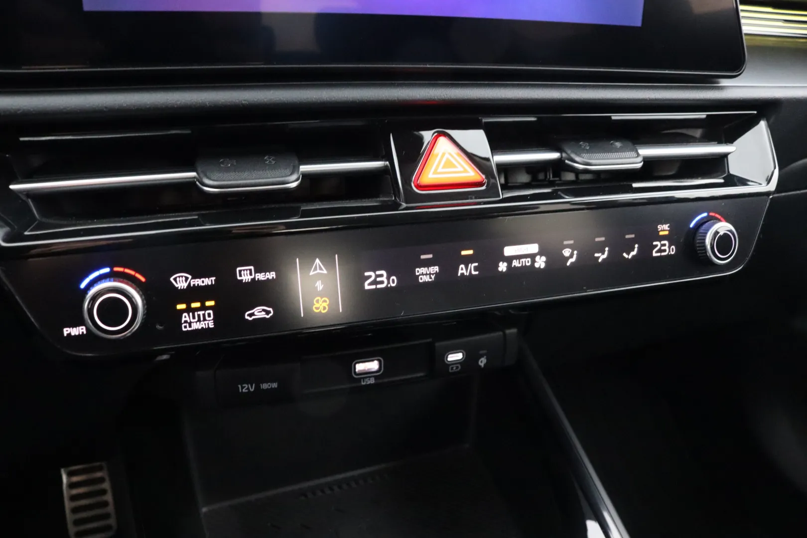 KIA Niro FRX-713 carousel image