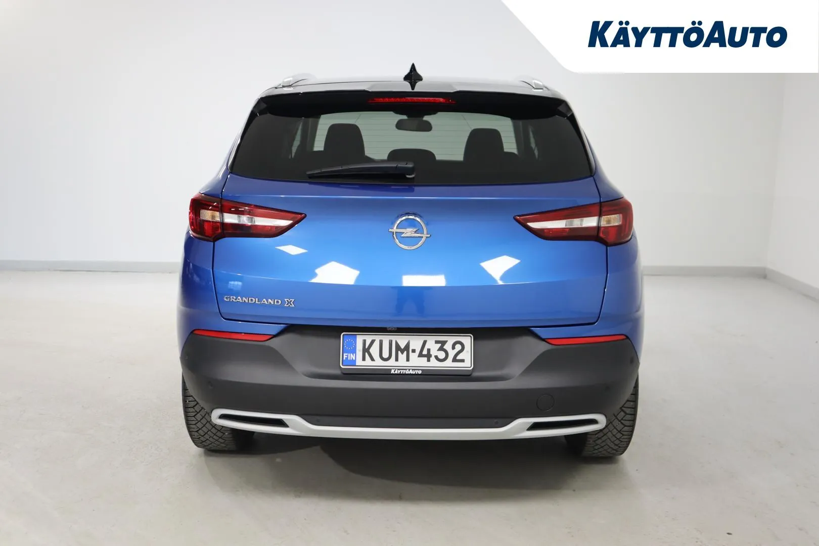 Opel Grandland X KUM-432 carousel image