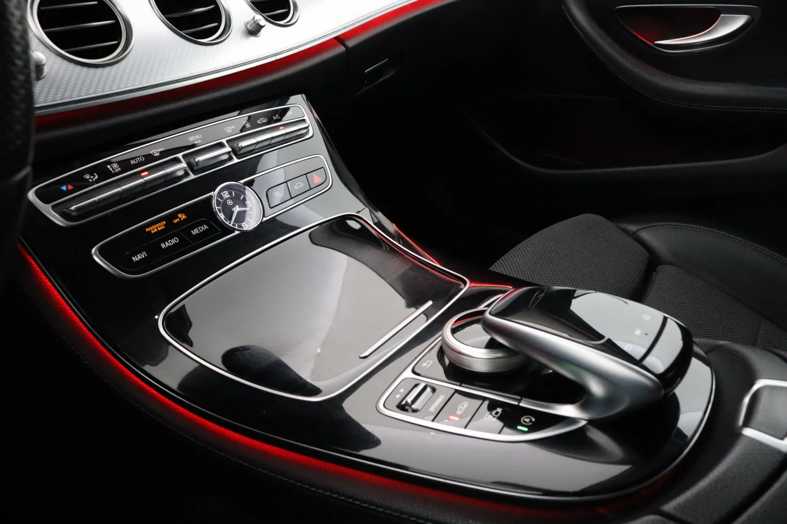 MERCEDES-BENZ E SMU-222 carousel image