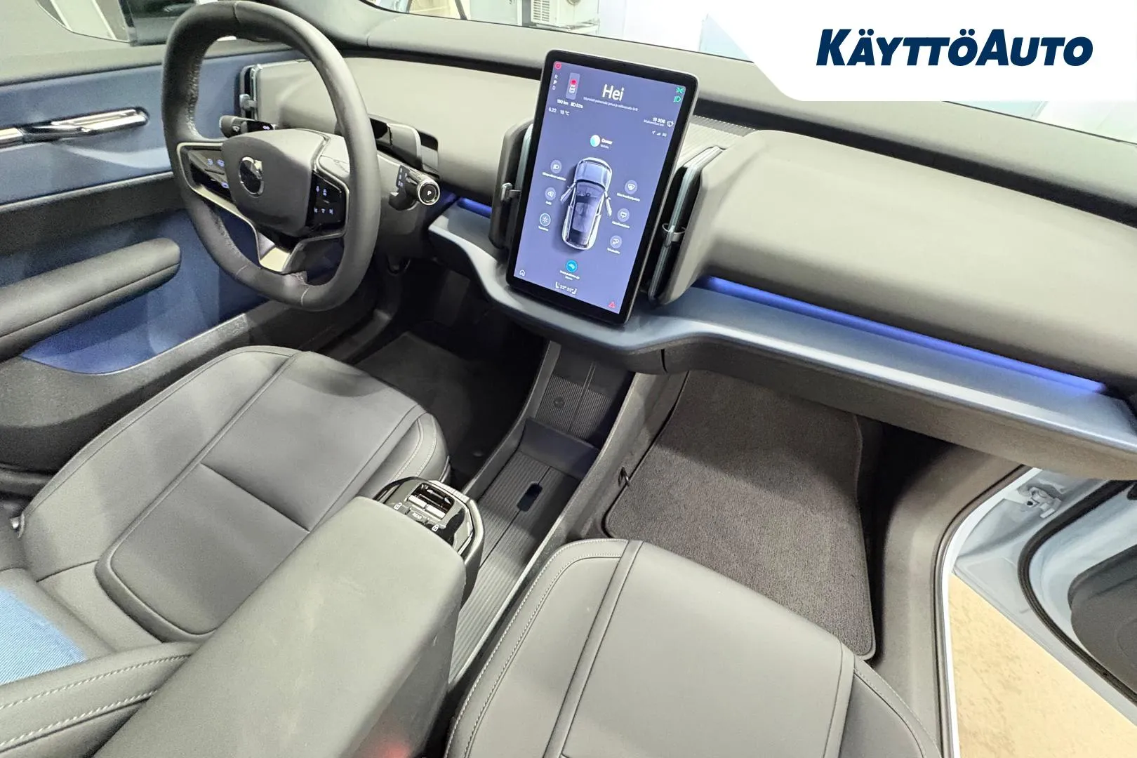 VOLVO EX30 CSK-569 carousel image