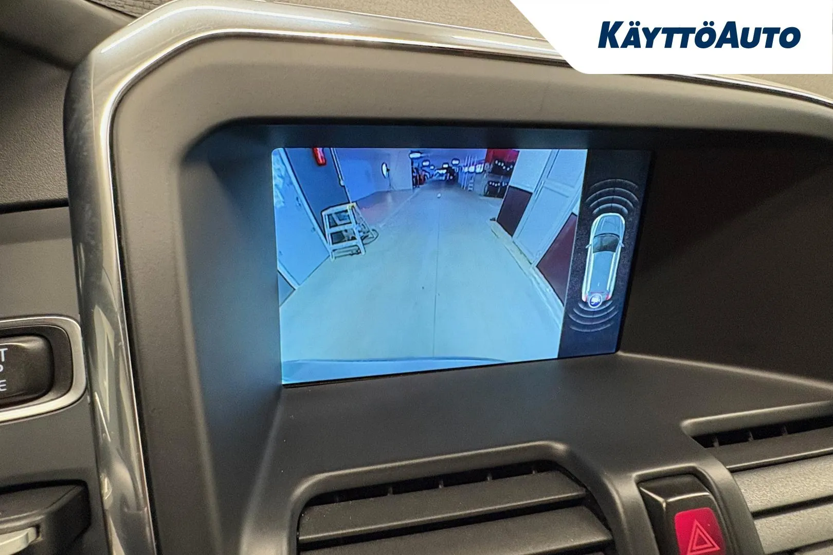 VOLVO XC60 SUZ-316 carousel image