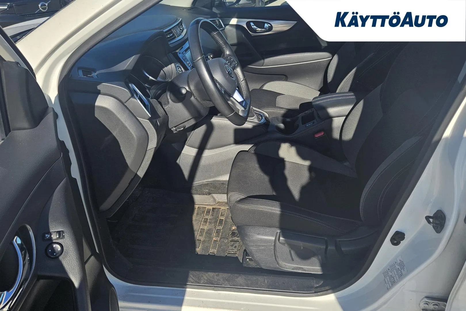 Nissan Qashqai FNY-753 carousel image